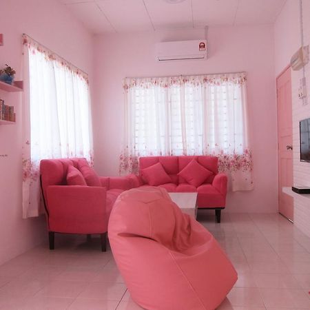 MILU Homestay - Kuala Selangor Luaran gambar