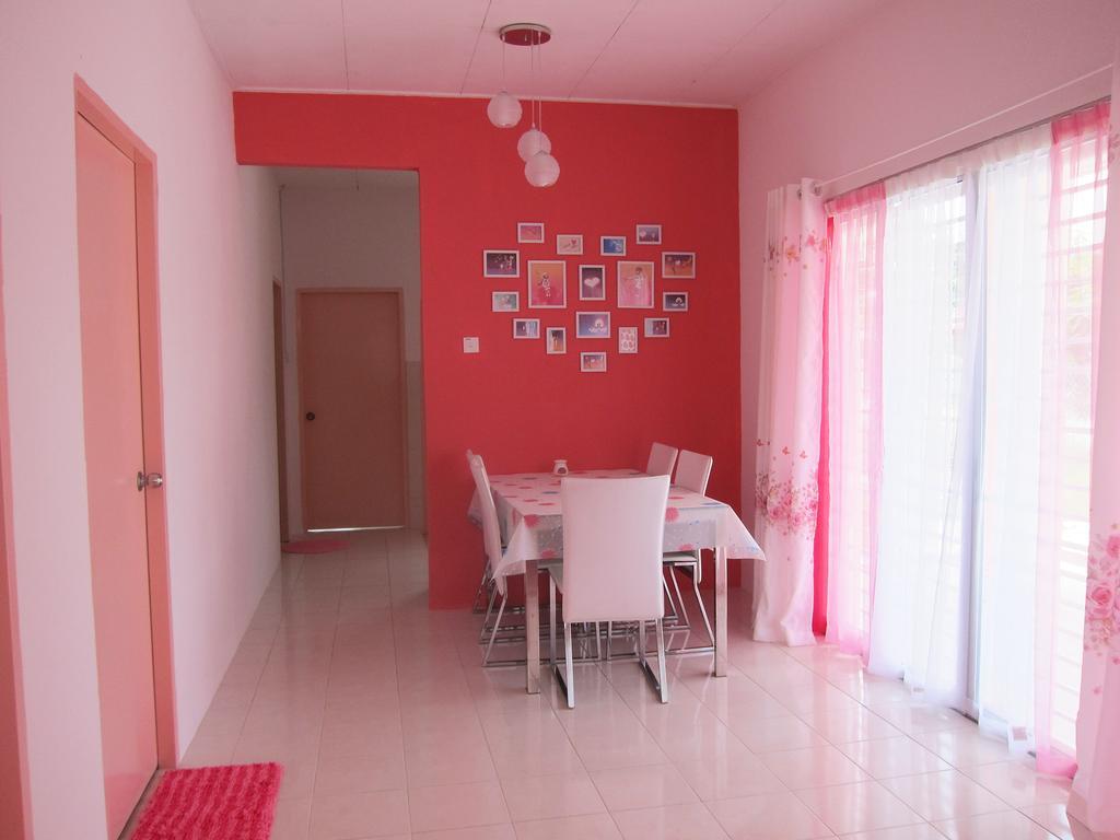 MILU Homestay - Kuala Selangor Luaran gambar